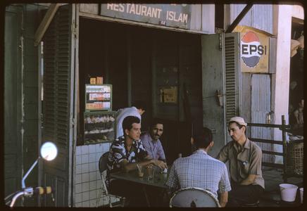 Morning Market : Islamic restaurant