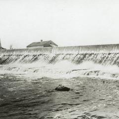 Kiel dam with ice house on the left