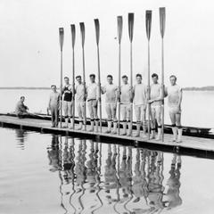 1929 crew team on dock