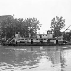 Iowa (Towboat/Dredge, 1932-1956)