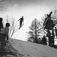 Ski jump competition