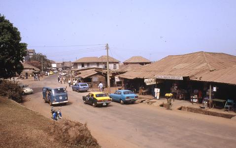 Street in Ife near palace
