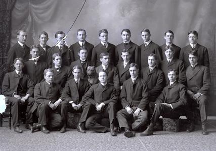 Fraternity Beta Theta Pi, 1903