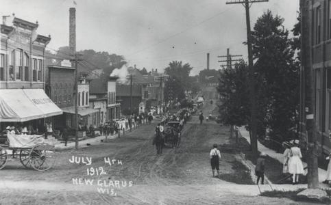 Fourth of July parade, New Glarus, 1912