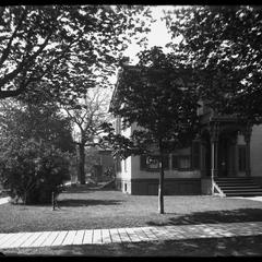 Mrs. M. H. Pettit residence
