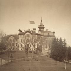 Old Main (Whitewater, WI)