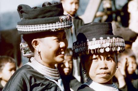 Two White Hmong girls in Houa Khong Province