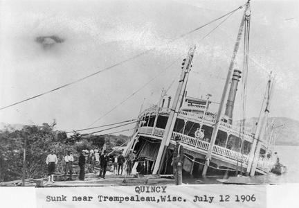 Quincy, sunk near Trempealeau, Wisc. July 12, 1906