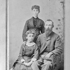 Adeline Short Nellis Foster family portrait