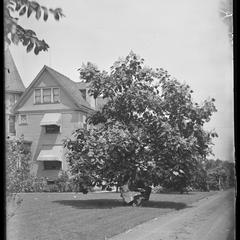 L. M. Thiers residence