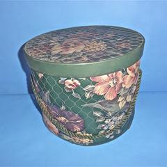 Green hatbox with flowers