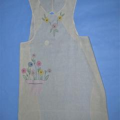 Scoop neck full-length cotton apron
