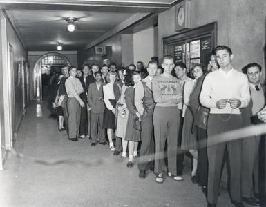 Cafeteria line at Memorial Union