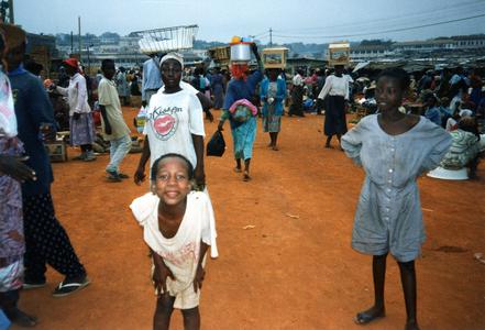 Children at Kumasi market