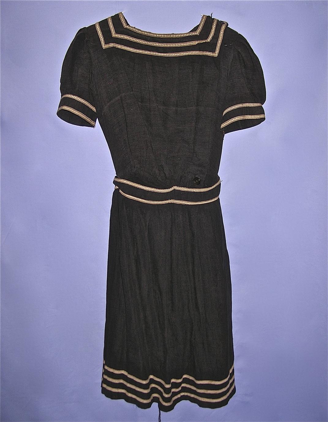 Pioneer Pantaloon | Ladies Clothing, Essentials :Beautiful Designs by April  Cornell