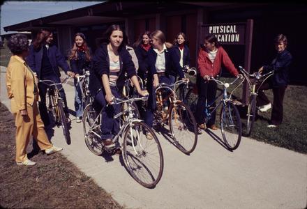 Physical Education class, Bicycling, UW Fond du Lac