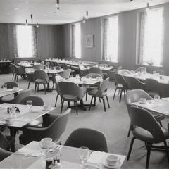 Inn Wisconsin cafeteria