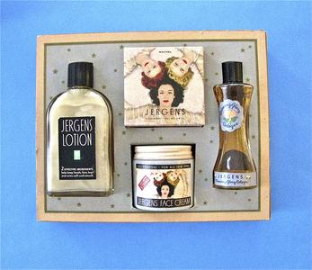 Jergens “Loveliness for You” gift box