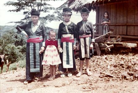 White Hmong mother and three daughters in Houa Khong Province