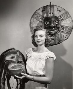 Gloria Jahoda with mask