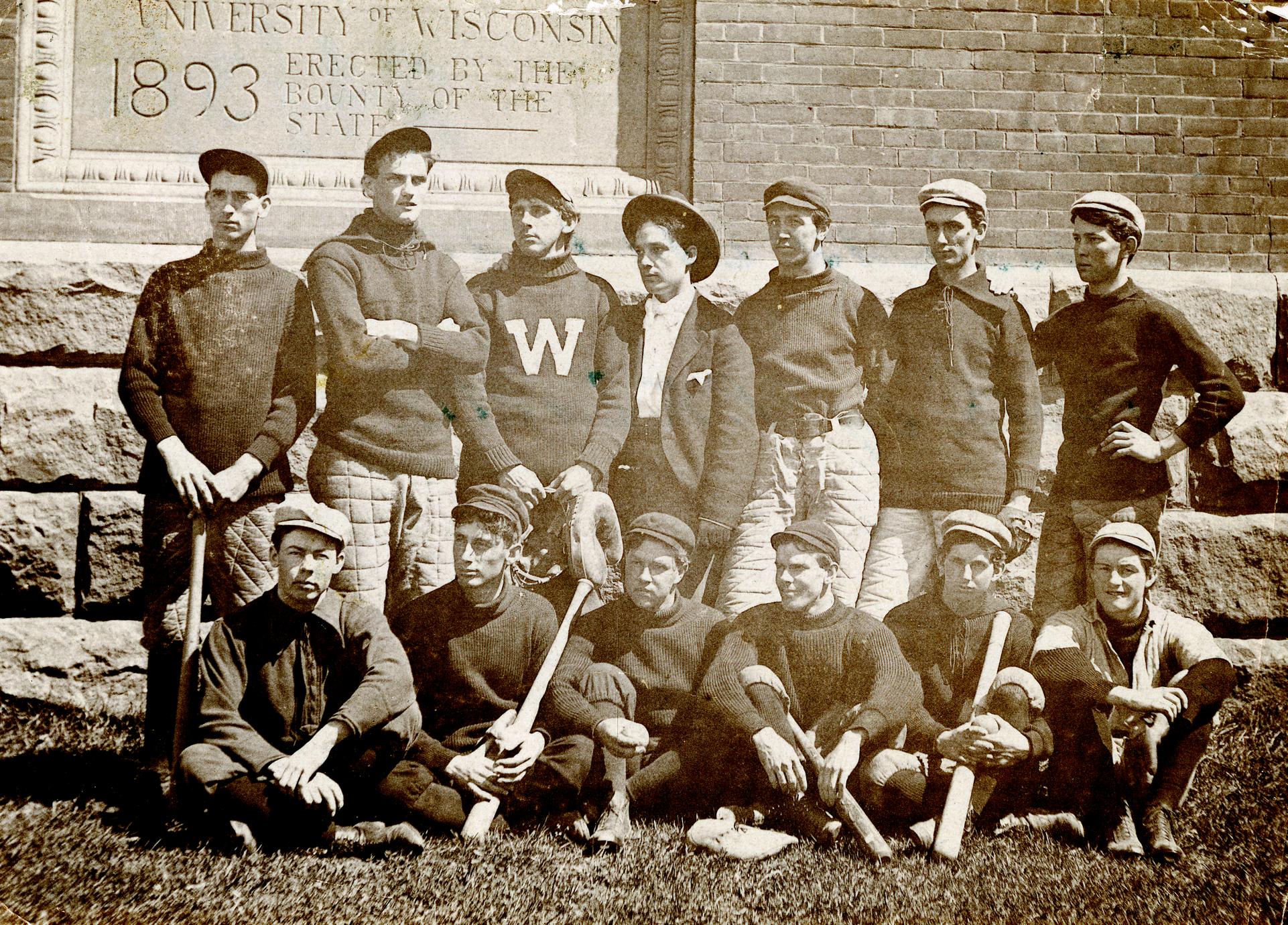 1900 baseball team - UWDC - UW-Madison Libraries