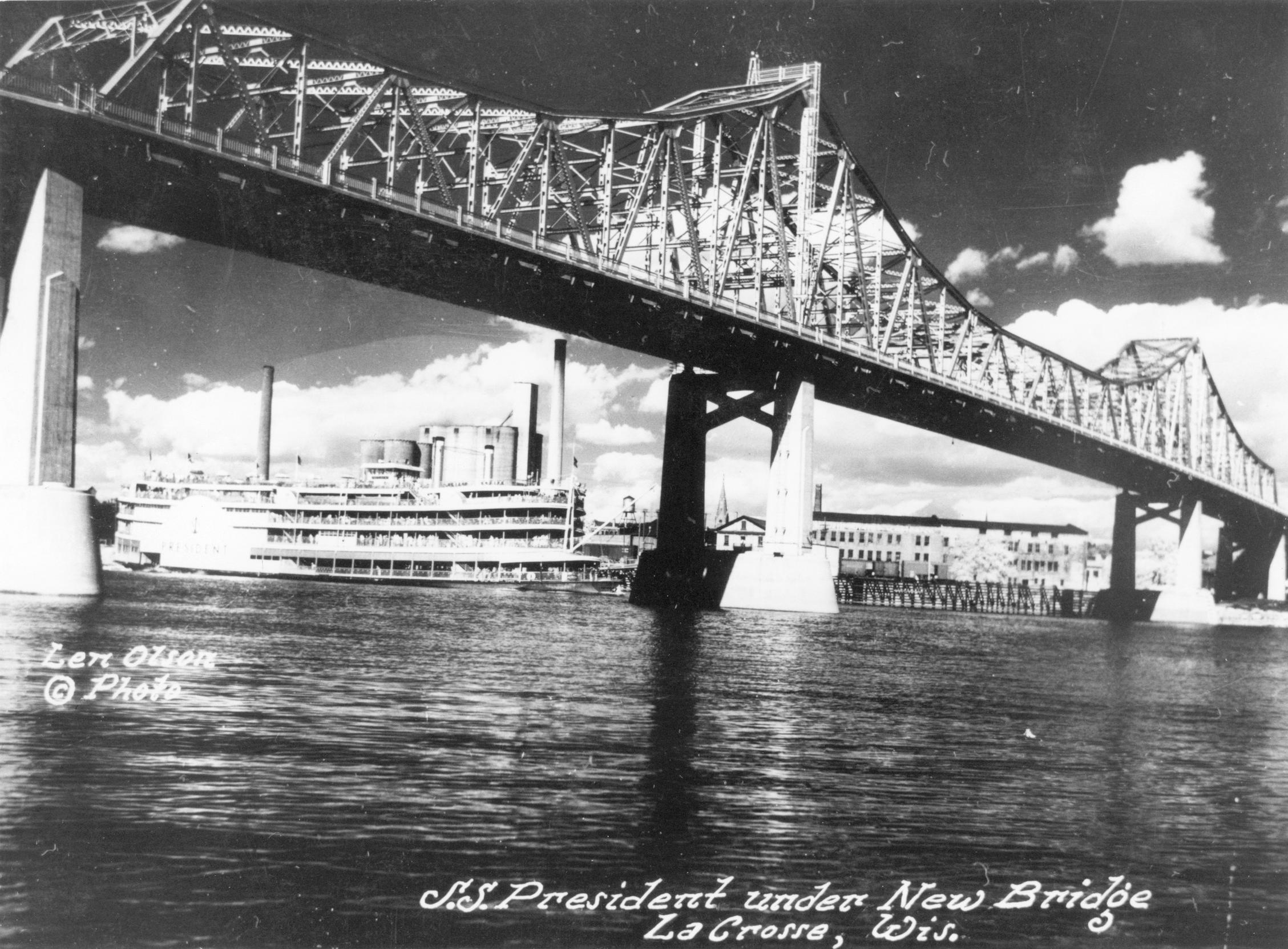 ‎S.S. President under new bridge, La Crosse, Wis. UWDC UWMadison
