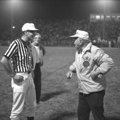 Mertz Mortorelli in action : 1976 football game, UW-Superior vs. UM-Duluth