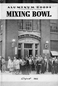 Mixing Bowl, August 1944 : Noon break at Aluminum Goods Manufacturing Company Plant No. 1