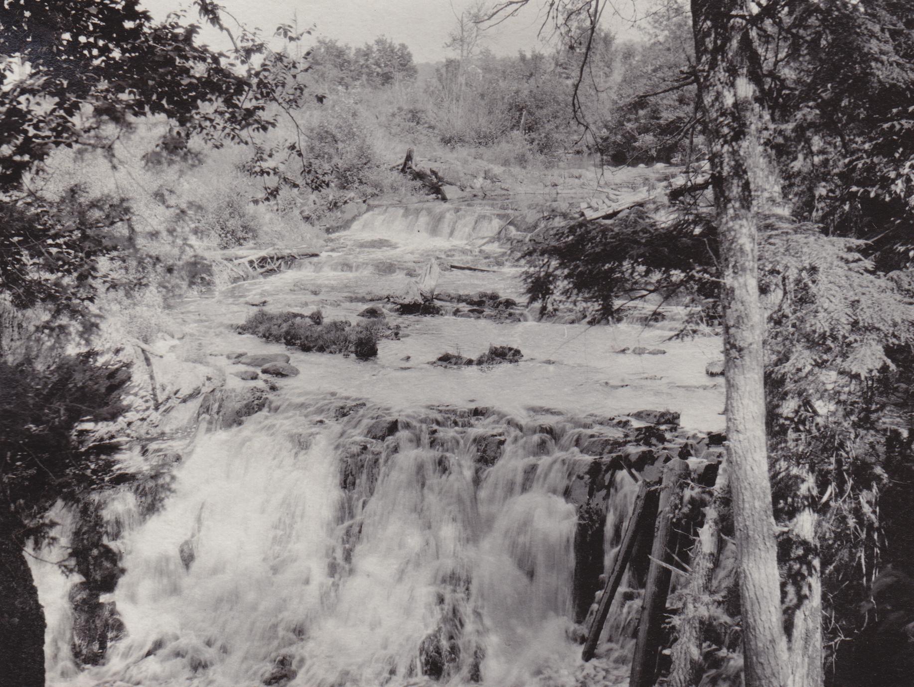 ‎Potato River falls - UWDC - UW-Madison Libraries