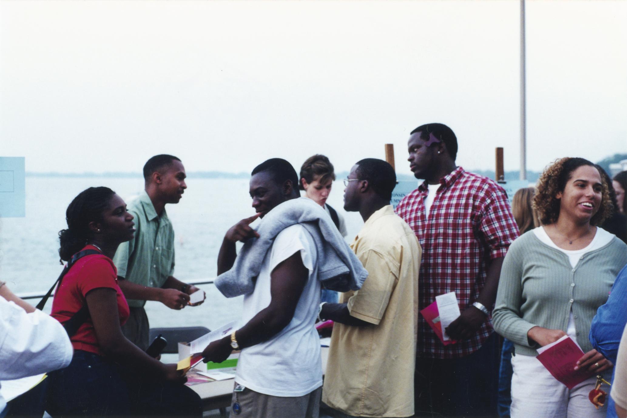 Students at academic/support resource fair during 2000 MCOR