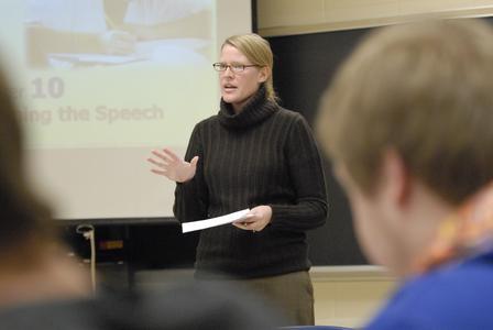 Kelly Wilz teaching, University of Wisconsin--Marshfield/Wood County, 2009