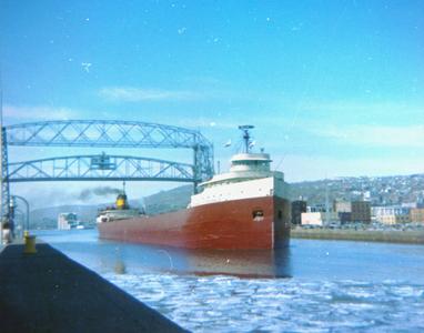 The Edmund Fitzgerald departing Duluth Superior Harbor