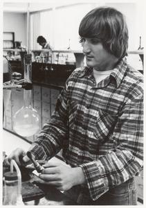 Student in science lab at UW Marathon County