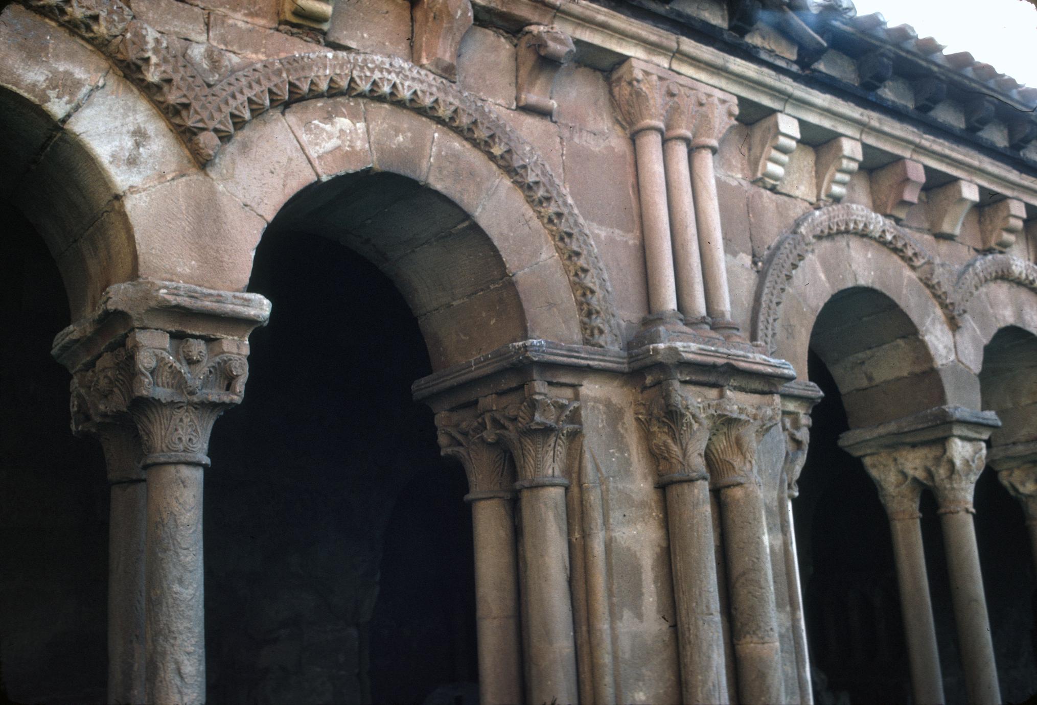 ‎Concatedral de San Pedro de Soria - UWDC - UW-Madison Libraries