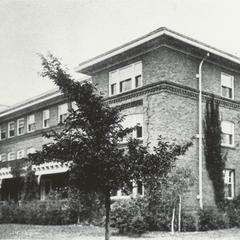 Old Crownhart Hall