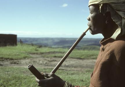 People of South Africa : woman with a pipe