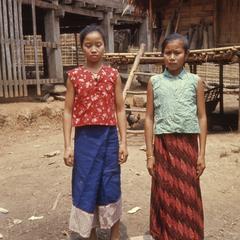 Lao refugee women