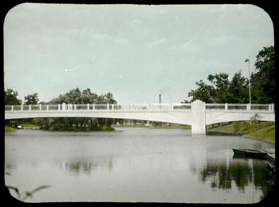Lincoln Park Memorial Bridge