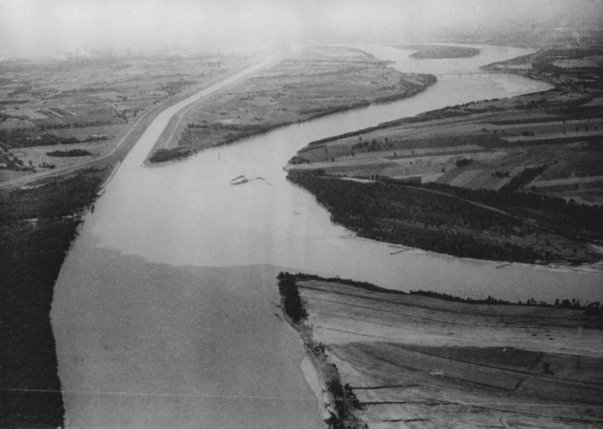 ‎Lock and Dam (Mississippi River) - UWDC - UW-Madison Libraries 