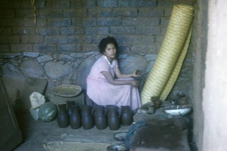 Woman making clay pots, Tzintzontzan [Tzintzuntzan], Michoacan