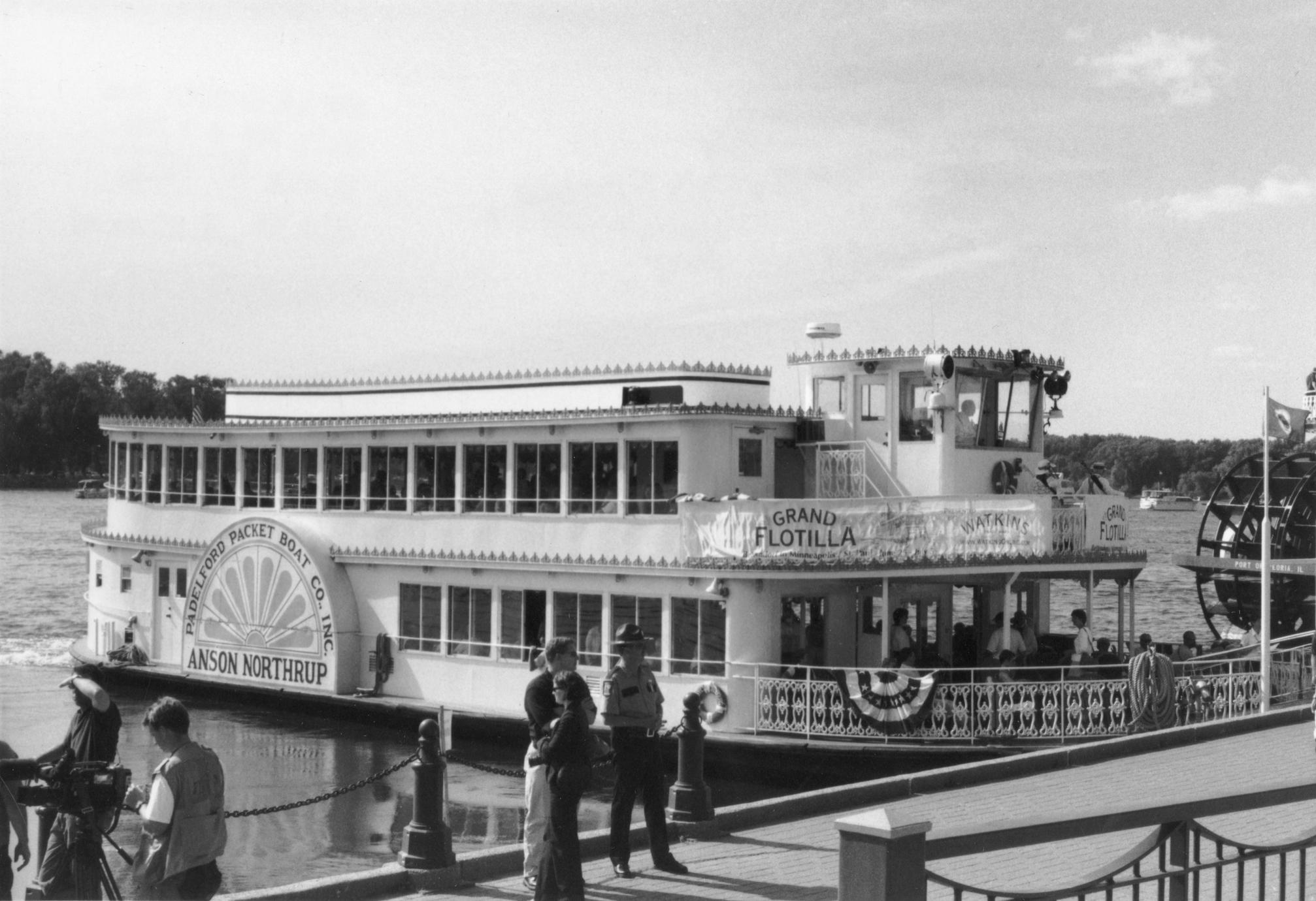 ‎Anson Northrup (Excursion boat, 1988?) UWDC UWMadison Libraries