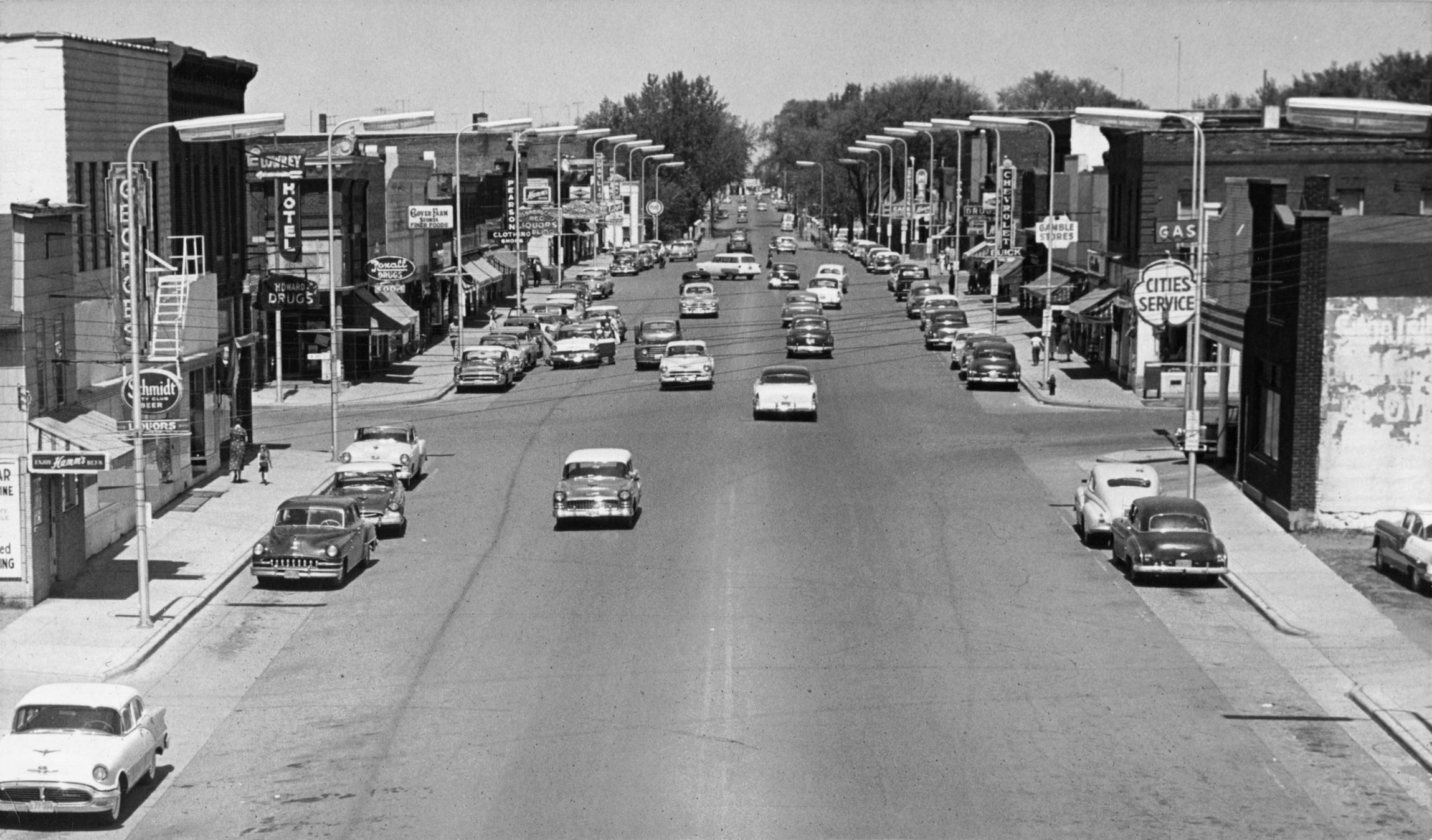 ‎Downtown New Richmond, Wisconsin UWDC UWMadison Libraries