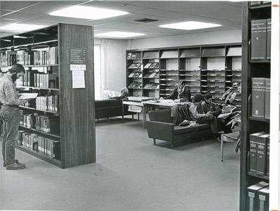 Students utilizing the library