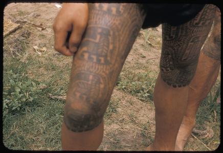 Kammu (Khmu') men : tattoo detail