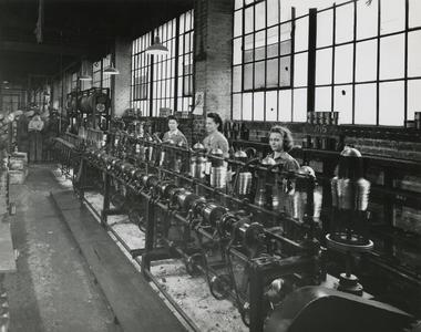 MacWhyte women factory employees at work
