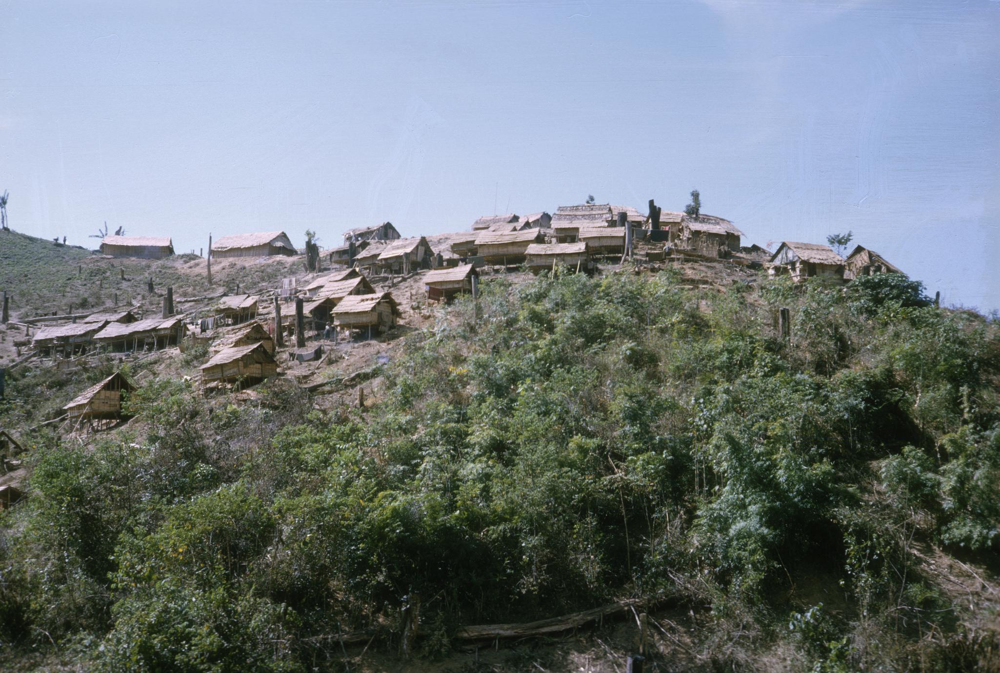Ethnic Khmu' refugee houses