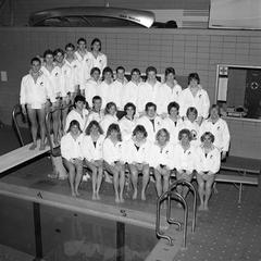 Swimming and diving team