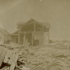New Richmond tornado aftermath, Dr. Epley's house, 1899