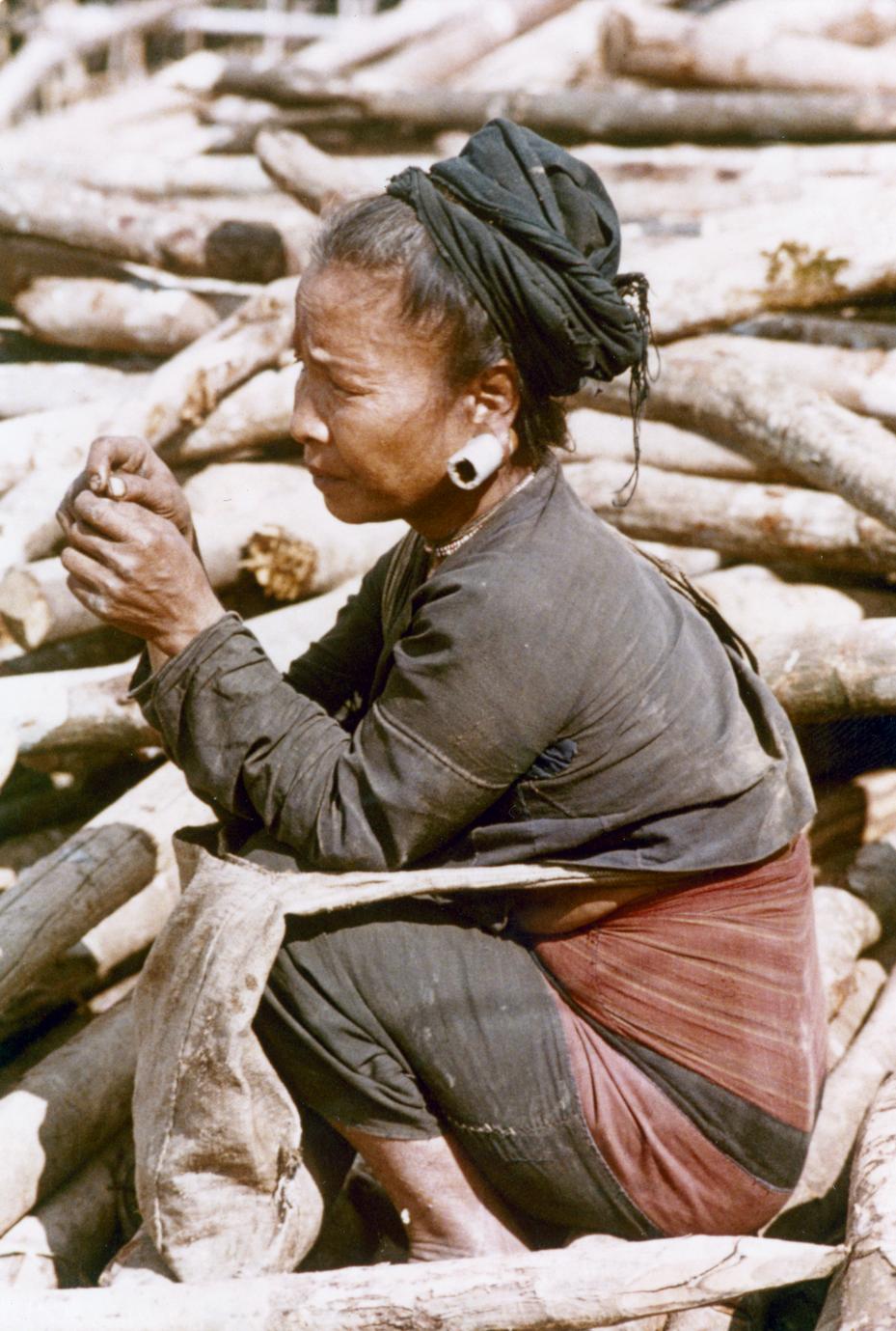 A Yellow Lahu Lahu Shi Woman At The Akha Village Of Chommok In Houa Khong Province UWDC