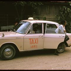 Tha Deua area--Sithan Tay : taxi
